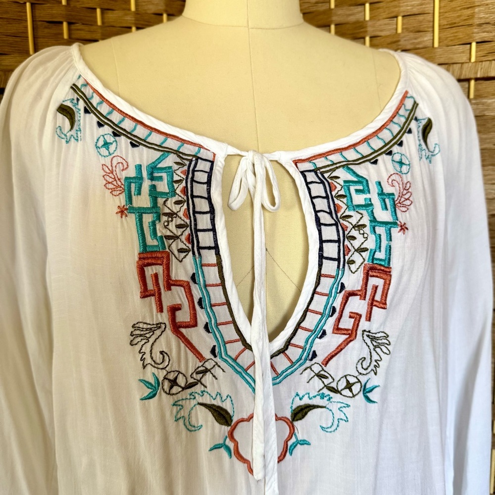 EUC Ivory boho top w/ multicolor embroidered top L - Picture 2 of 11